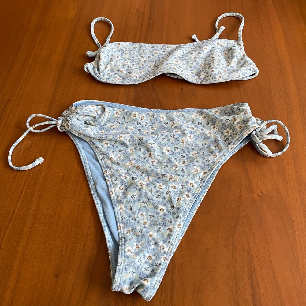 Abercrombie light blue ditsy floral high waisted  bikini